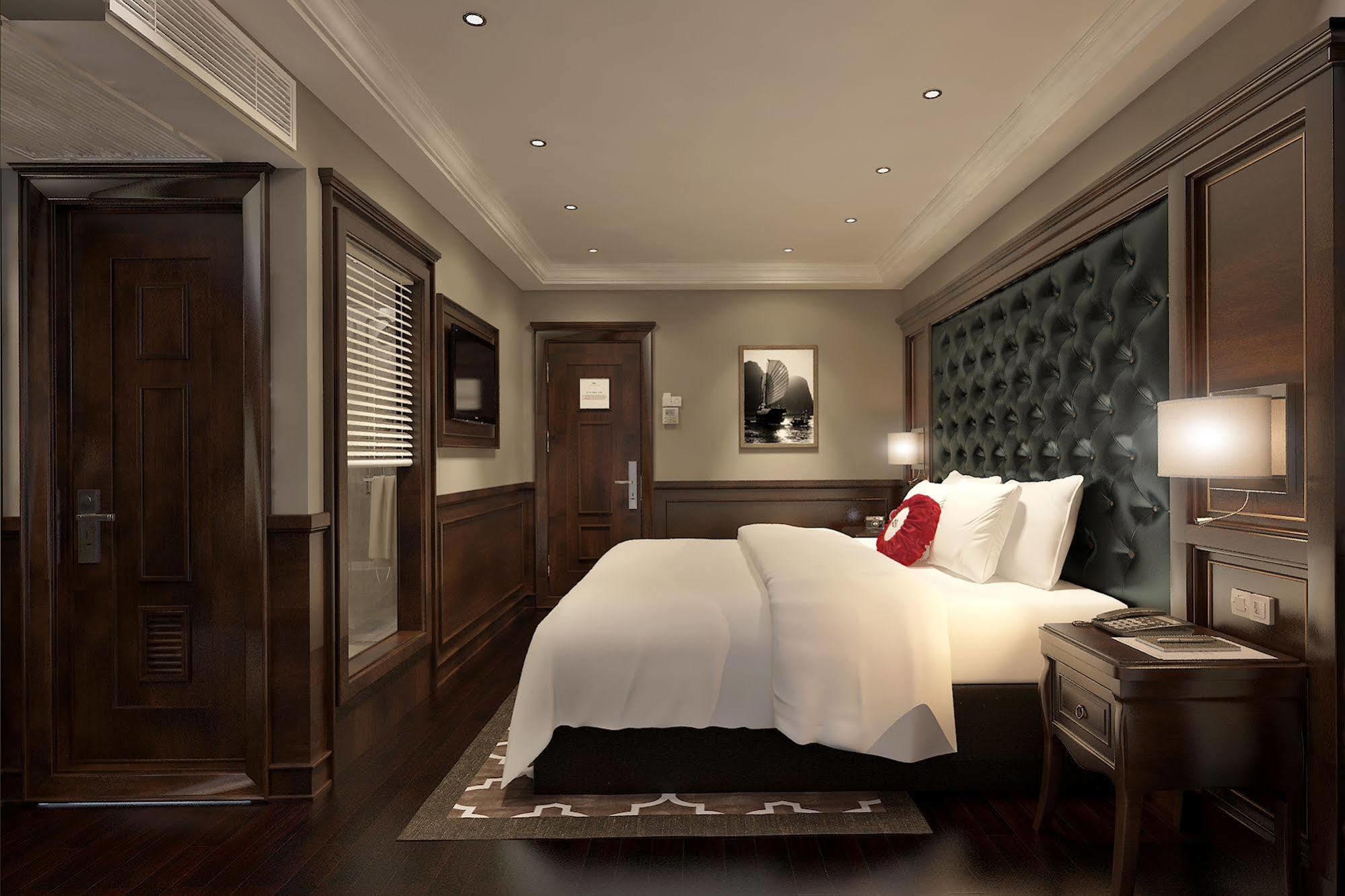 Paradise Elegance Cruise Halong Ha Long Exterior photo