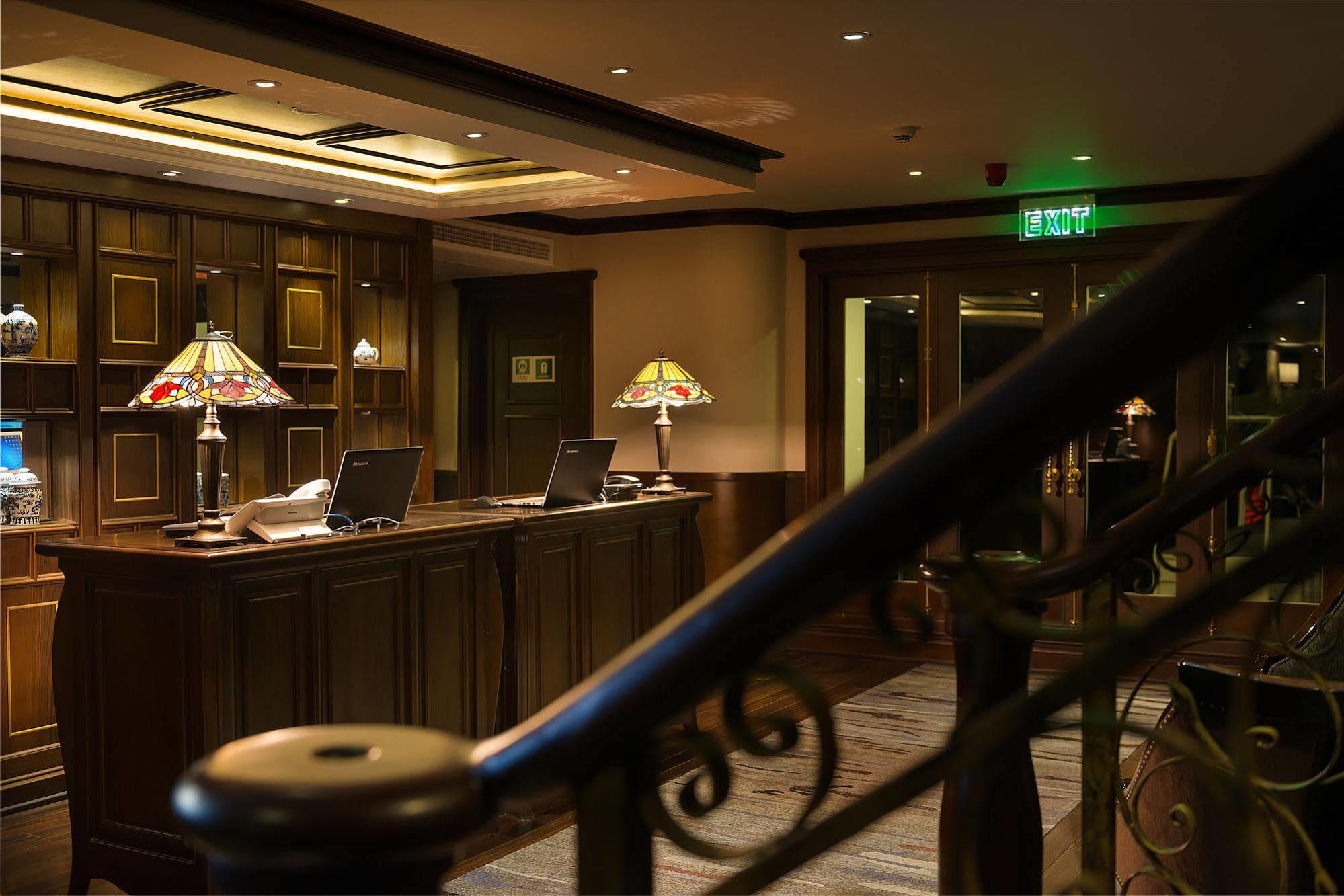 Paradise Elegance Cruise Halong Ha Long Exterior photo