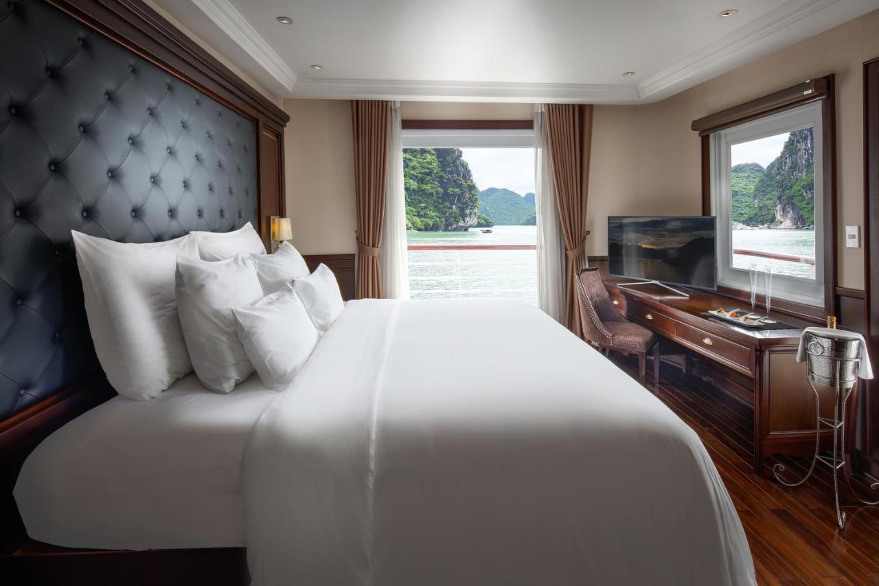 Paradise Elegance Cruise Halong Ha Long Exterior photo